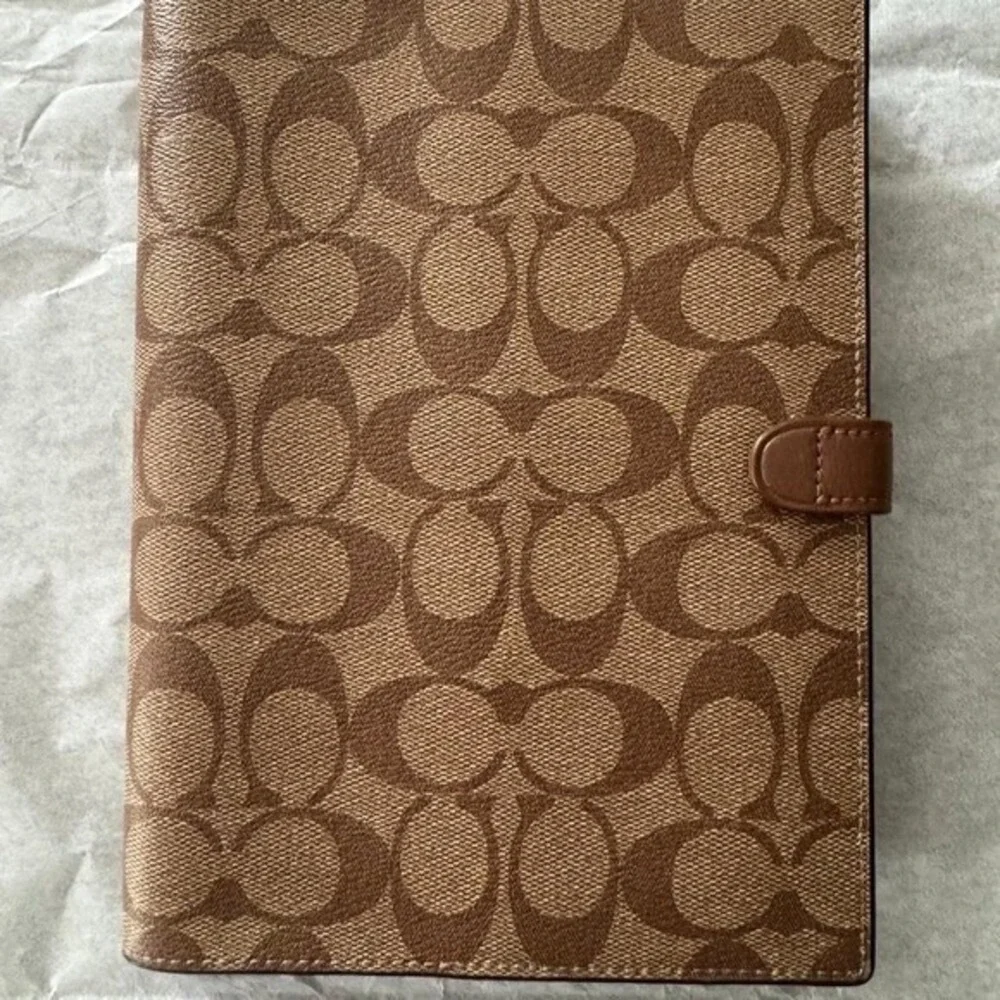Coach Signature Canvas Organizer Folio in Brown